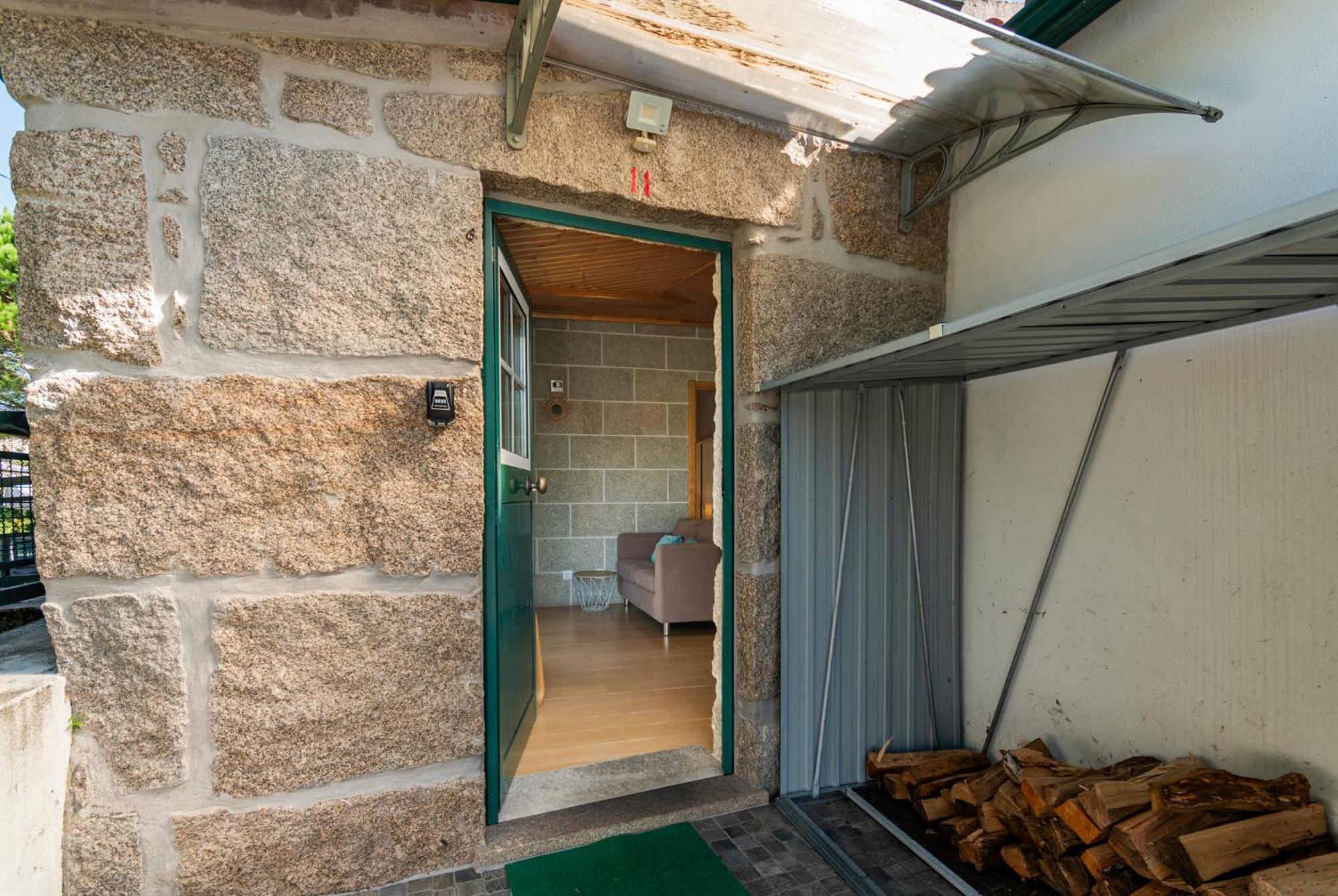 Casa Rustica T2 Com Salamandra E Cozinha - Seia - Serra Da Estrela - Casa Do Loureiro II Extérieur photo